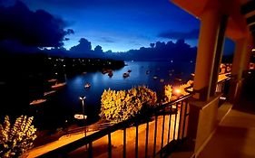 Villamar Beachfront Apartments With Free Private Parking
