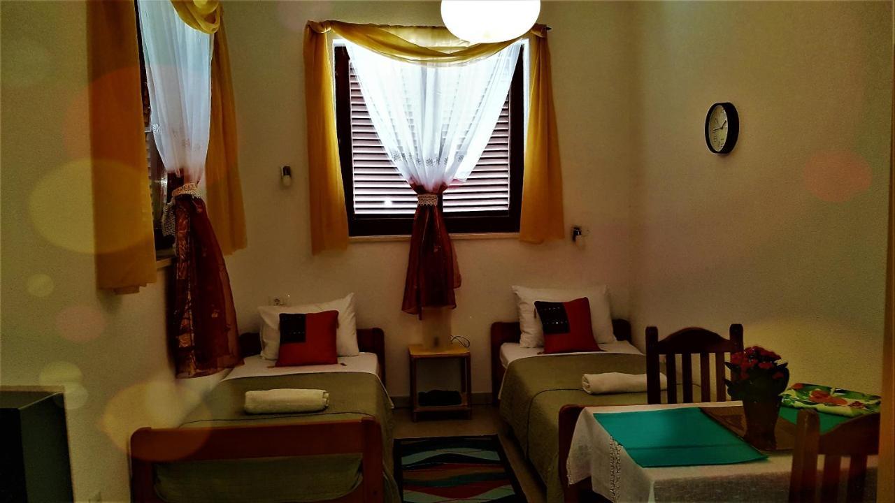Villamar Beachfront Apartments With Free Private Parking Rabac Kültér fotó