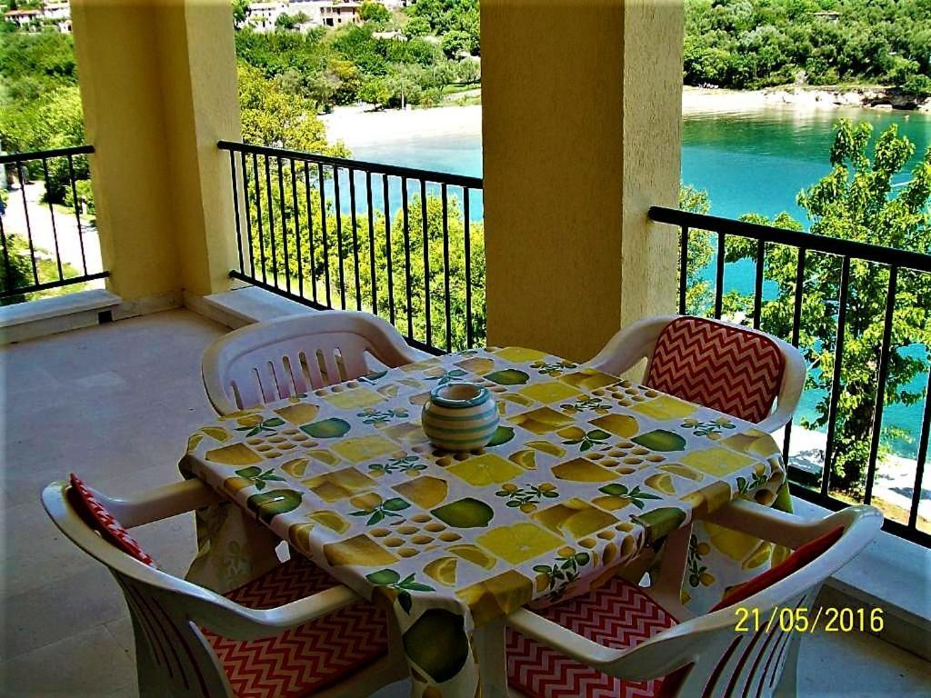 Villamar Beachfront Apartments With Free Private Parking Rabac Kültér fotó