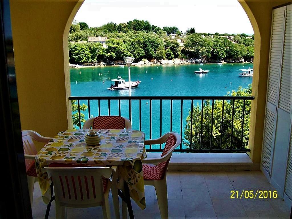 Villamar Beachfront Apartments With Free Private Parking Rabac Kültér fotó
