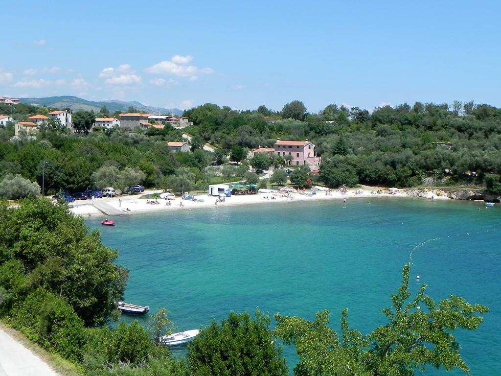 Villamar Beachfront Apartments With Free Private Parking Rabac Kültér fotó