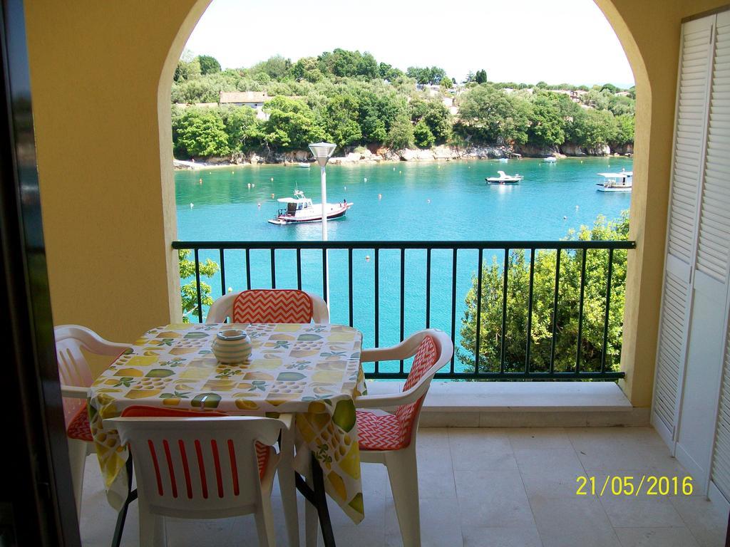 Villamar Beachfront Apartments With Free Private Parking Rabac Kültér fotó