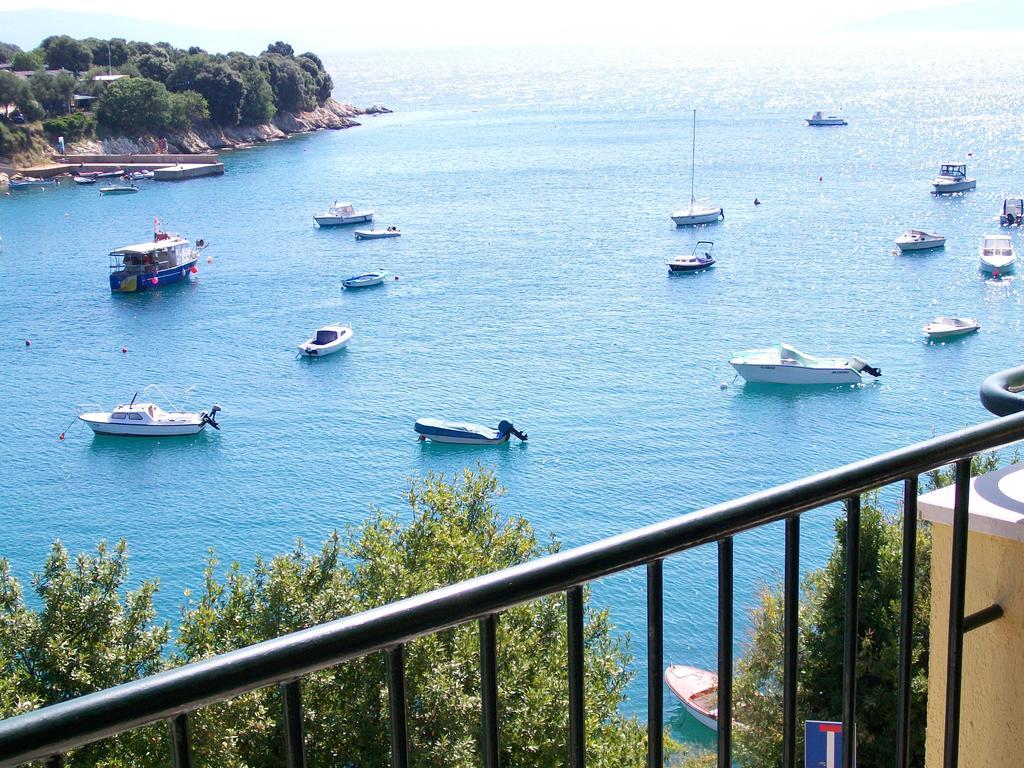 Villamar Beachfront Apartments With Free Private Parking Rabac Kültér fotó